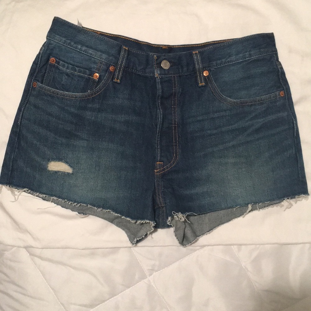 New Levi’s 501 Dark Denim Shorts